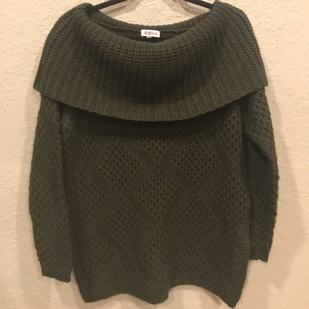 FINAL PRICE DROP! Sexy Cozy Sweater